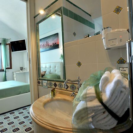 เวิลด์ เซ็นเตอร์ Bed & Breakfast อามาลฟี ภายนอก รูปภาพ