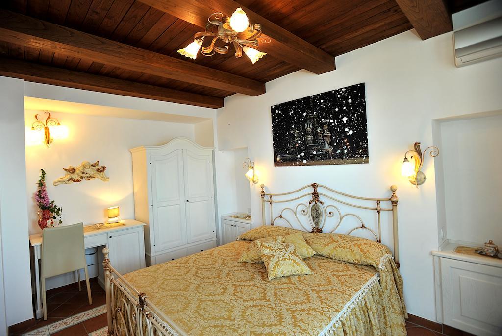 เวิลด์ เซ็นเตอร์ Bed & Breakfast อามาลฟี ห้อง รูปภาพ